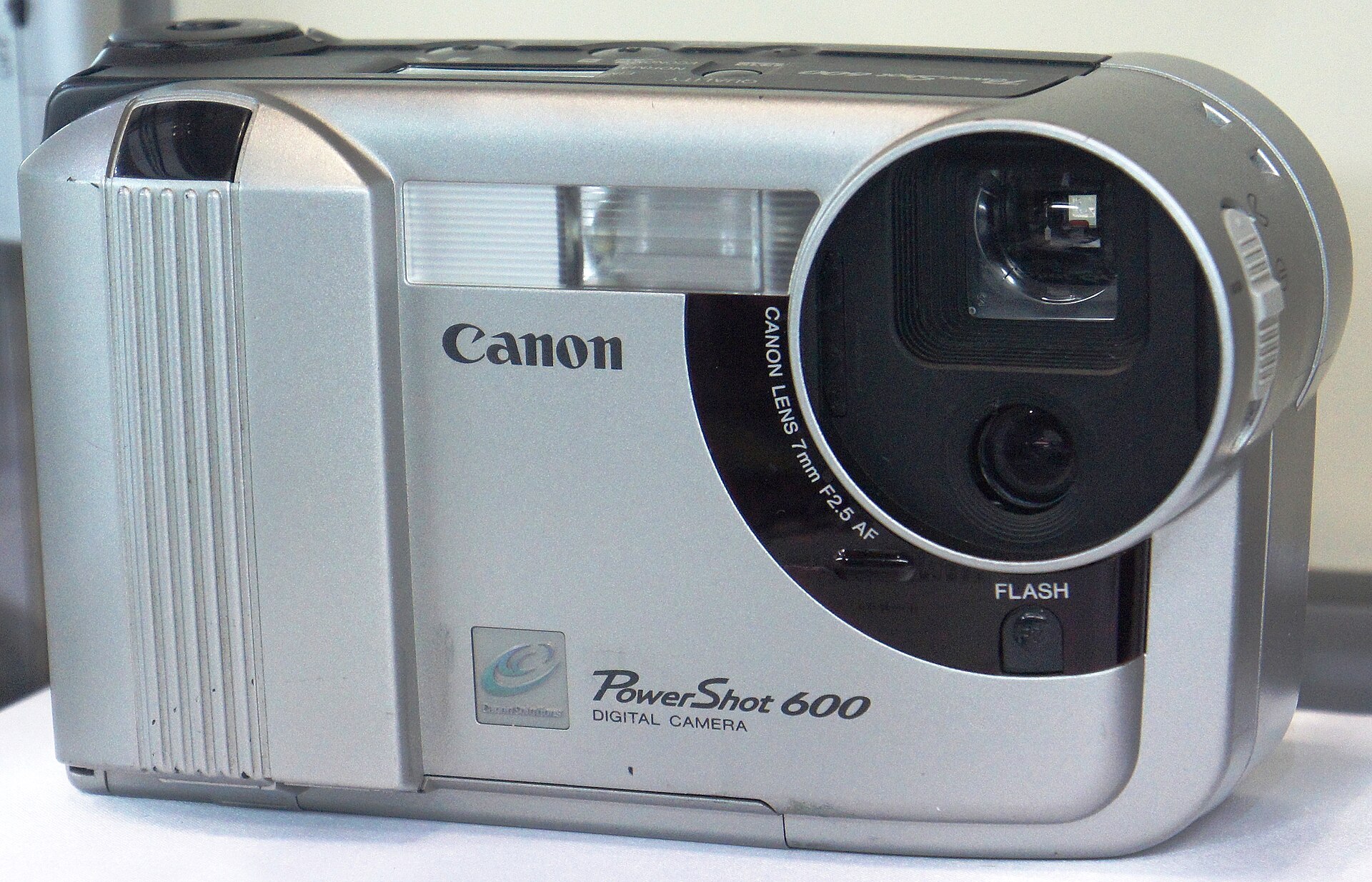 Imagem de referência relacionada a Canon PowerShot, item descrito como registro de referência sobre Canon PowerShot, organizado a partir de dados estruturados abertos