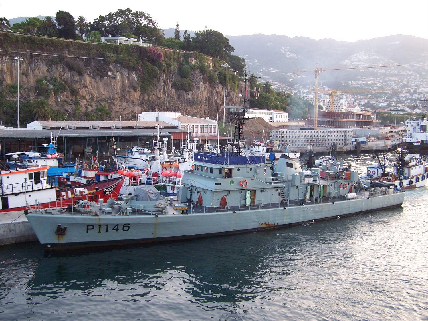 Imagem de referência de NRP Madeira, descrito nos dados abertos como barco patrulha da Marinha Portuguesa