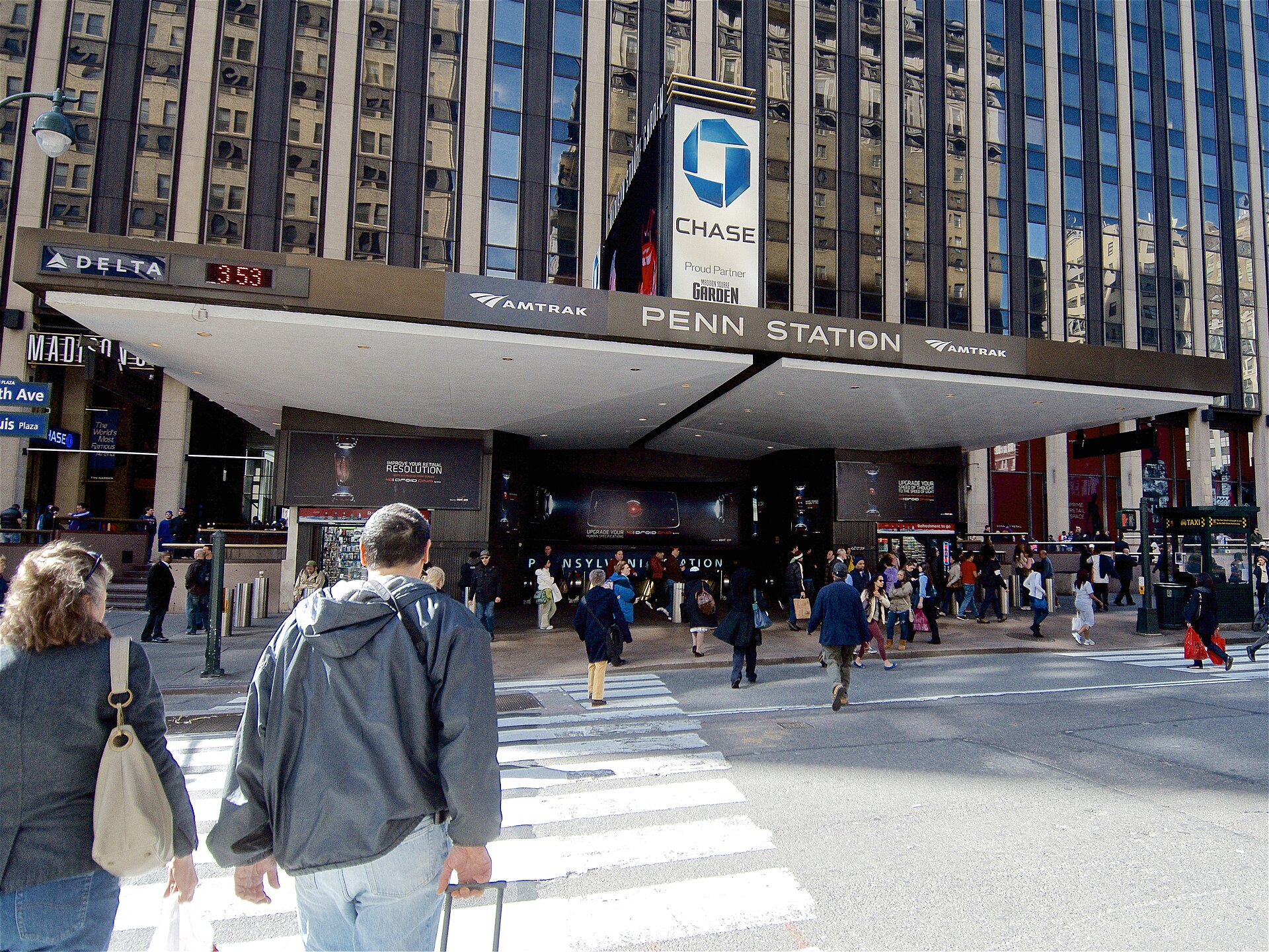 Imagem de referência de Pennsylvania Station, descrito nos dados abertos como estação ferroviária em Midtown Manhattan