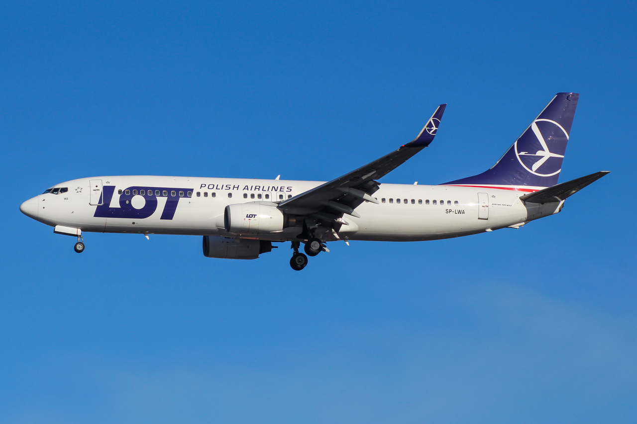 Imagem de referência de LOT Polish Airlines, descrito nos dados abertos como companhia aérea da Polônia