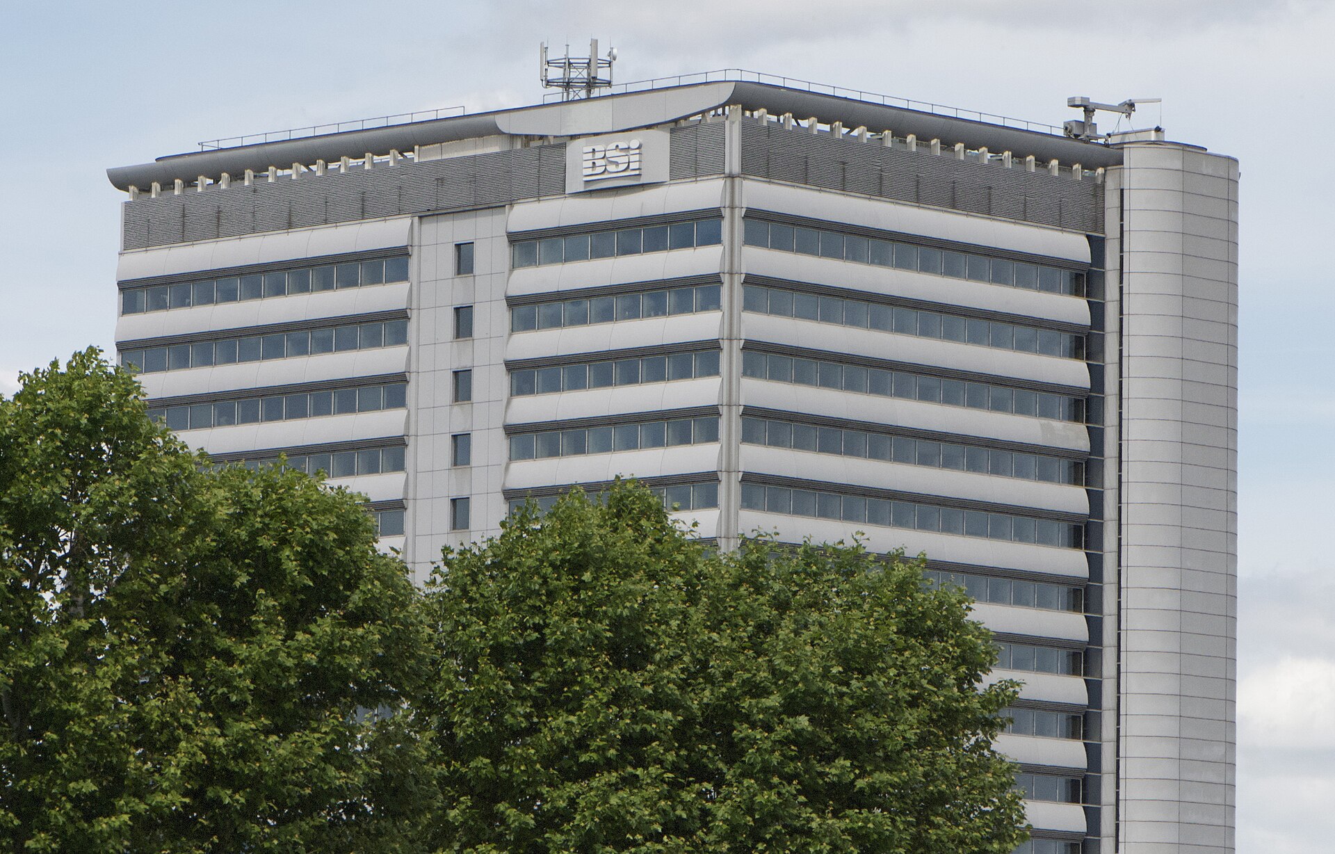 Imagem de referência relacionada a BSI Group, item descrito como organização britânica de desenvolvimento de normas