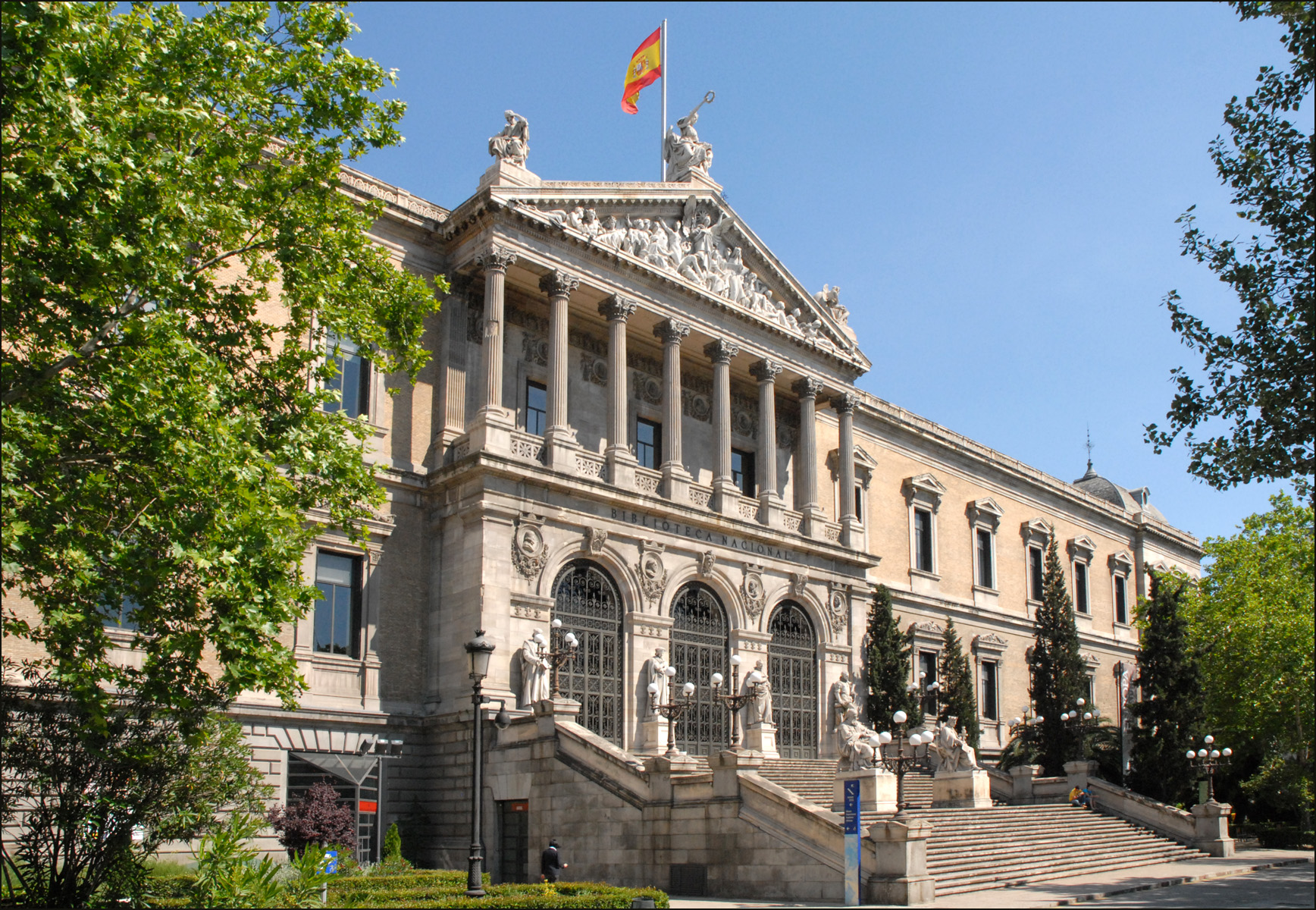 Imagem de referência de Biblioteca Nacional da Espanha, descrito nos dados abertos como biblioteca na Espanha