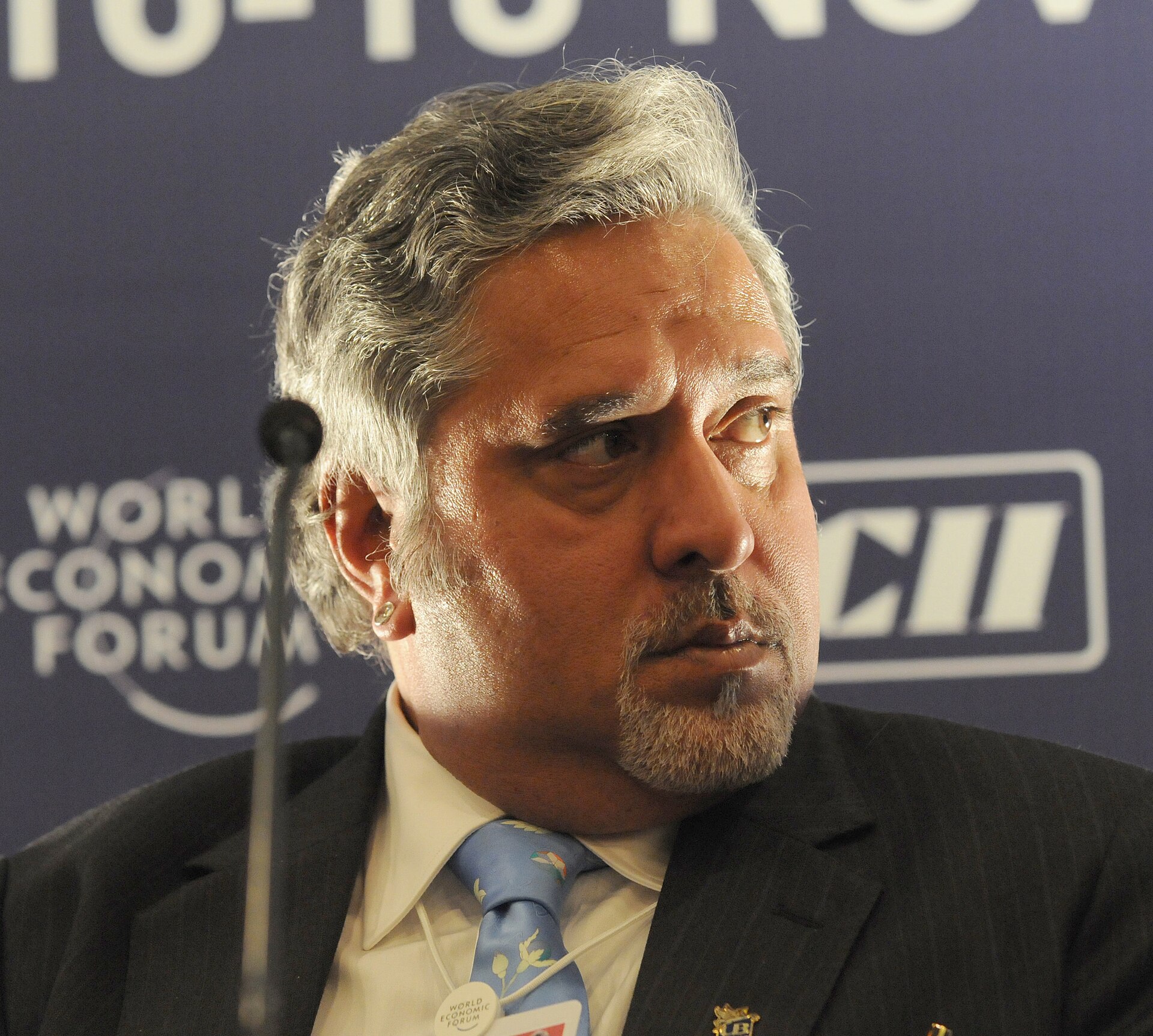 Imagem de referência relacionada a Vijay Mallya, item descrito como empresário indiano