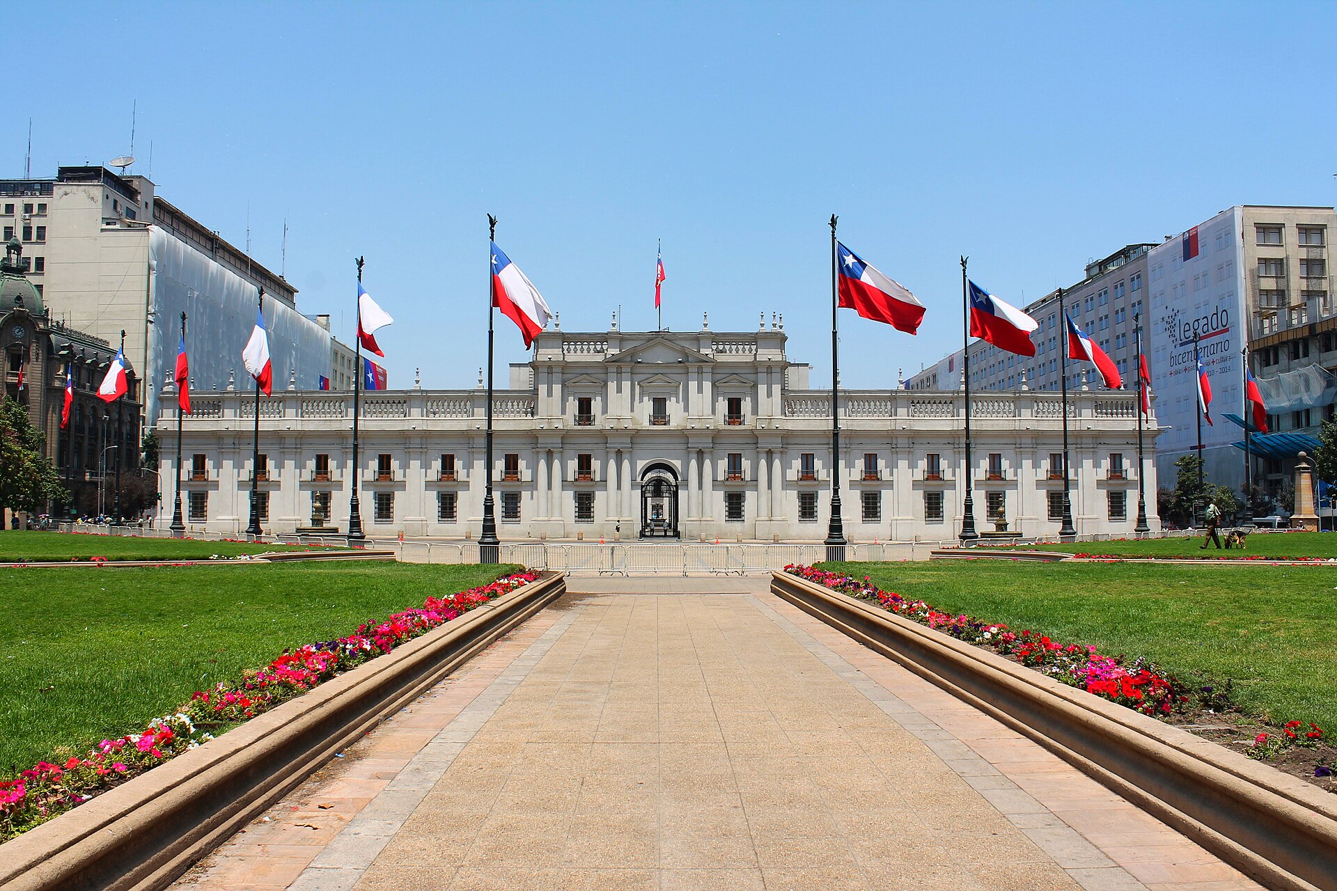 Imagem de referência de Palácio de La Moneda, descrito nos dados abertos como sede da Presidência da República do Chile