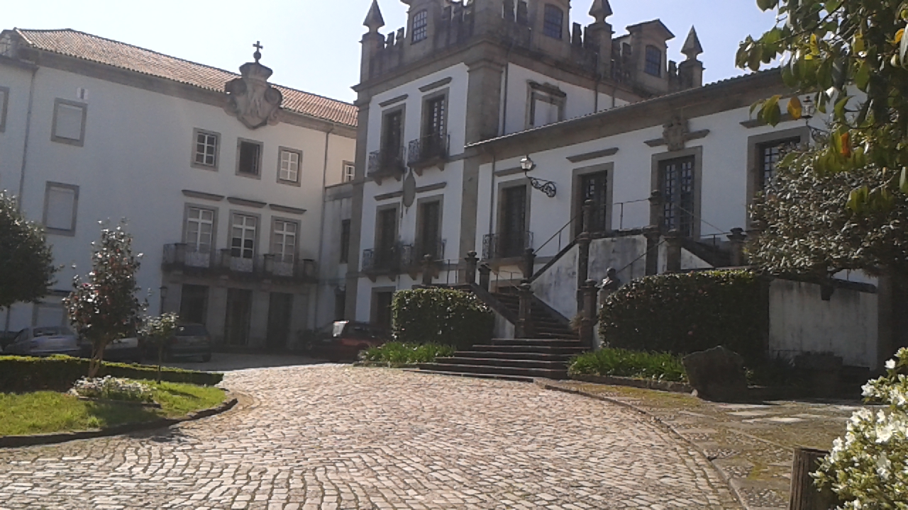 Imagem de referência de Casa da Torre, descrito nos dados abertos como solar barroco português situado em Soutelo, no concelho de Vila Verde, no Distrito de Braga