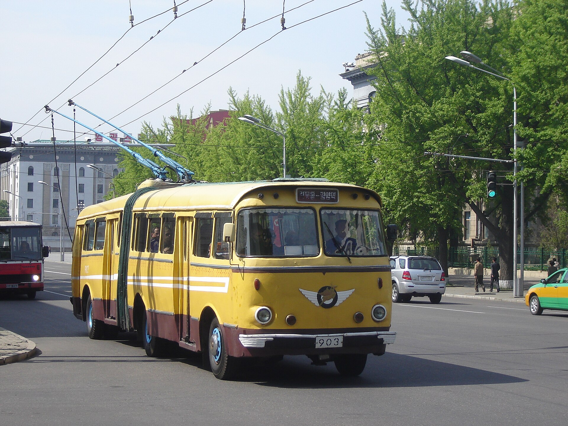 Imagem de referência relacionada a Fábrica de Trólebus de Pyongyang, item descrito como registro de referência sobre Fábrica de Trólebus de Pyongyang, organizado a partir de dados estruturados abertos