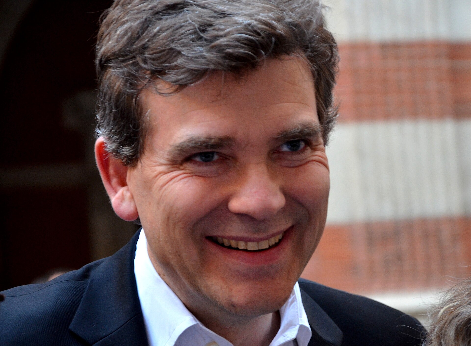 Imagem de referência relacionada a Arnaud Montebourg, item descrito como político francês
