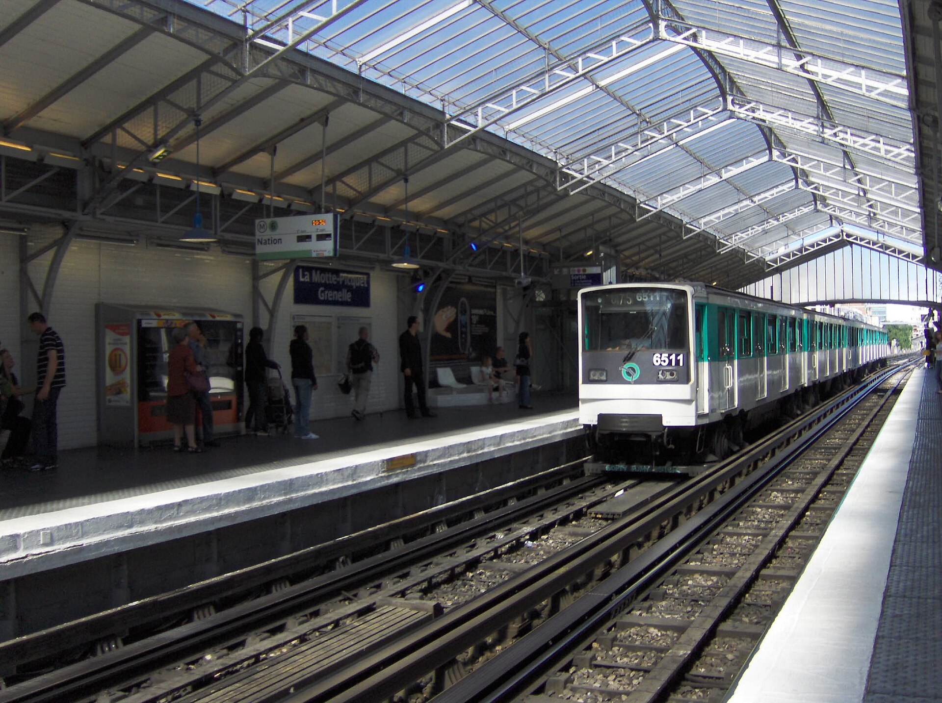Imagem de referência de La Motte-Picquet - Grenelle, descrito nos dados abertos como estação do Metropolitano de Paris