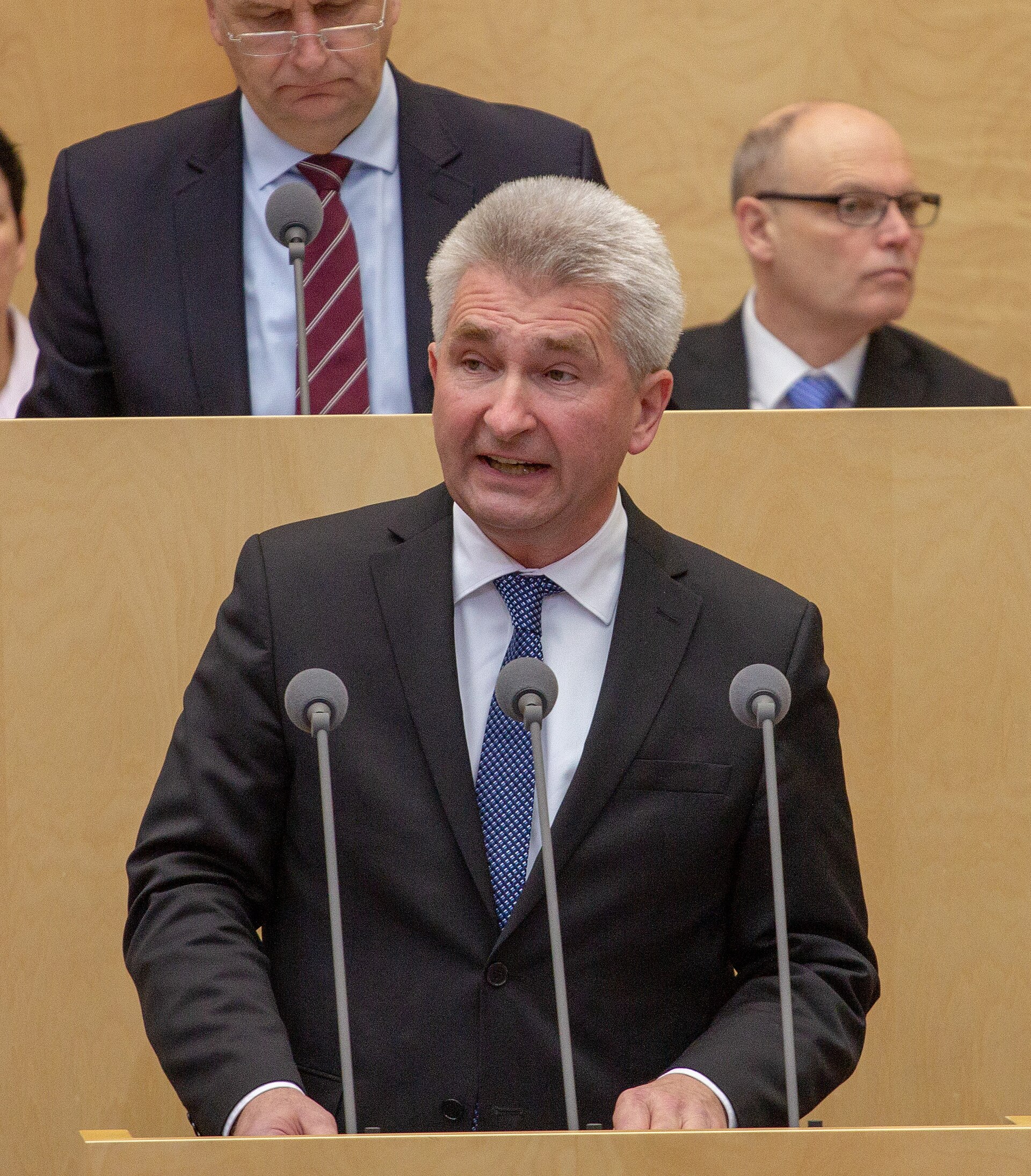 Imagem de referência relacionada a Andreas Pinkwart, item descrito como político alemão