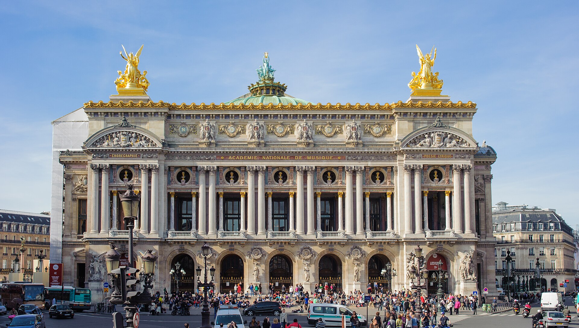Imagem de referência de Ópera Garnier, descrito nos dados abertos como teatro fundado em 1669 por Luís XIV