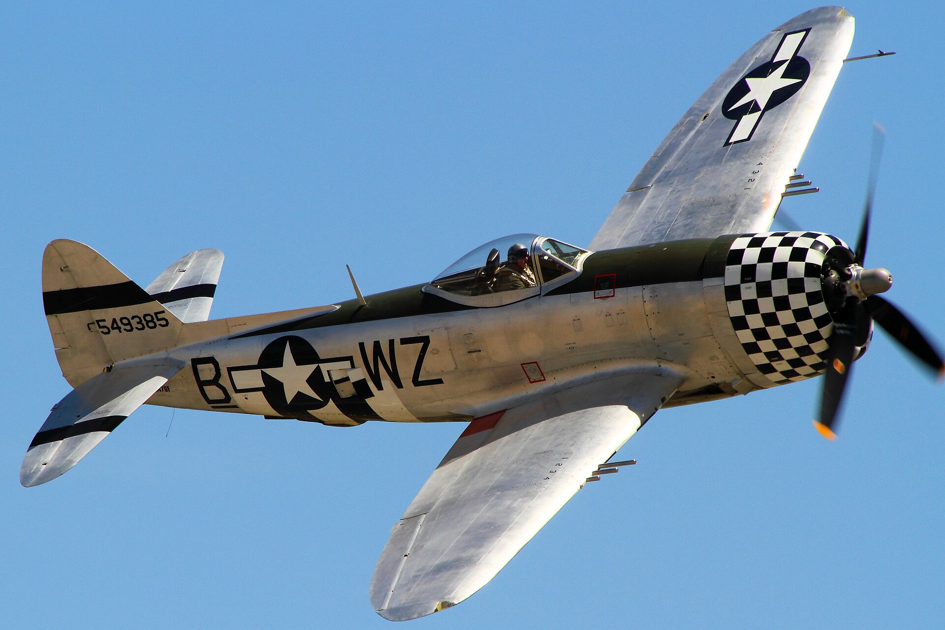 Imagem de referência de Republic P-47 Thunderbolt, descrito nos dados abertos como avião caça monomotor dos aliados na segunda guerra mundial