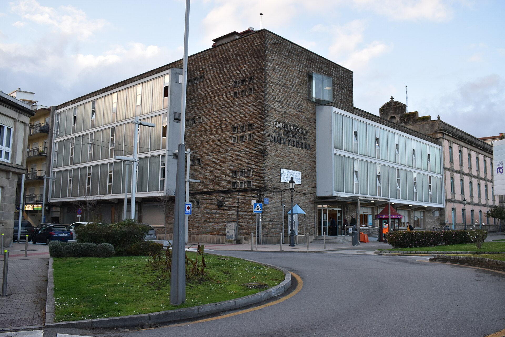 Imagem de referência de Ambulatorio Virxe Peregrina, descrito nos dados abertos como centro de saúde em Pontevedra, Espanha