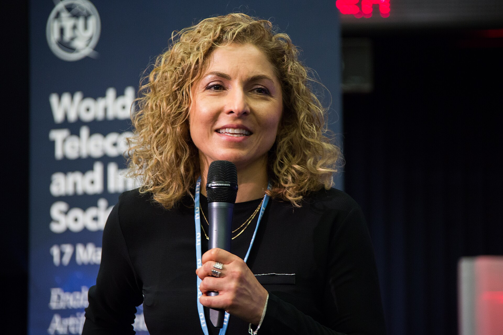 Imagem de referência relacionada a Anousheh Ansari, item descrito como registro de referência sobre Anousheh Ansari, organizado a partir de dados estruturados abertos