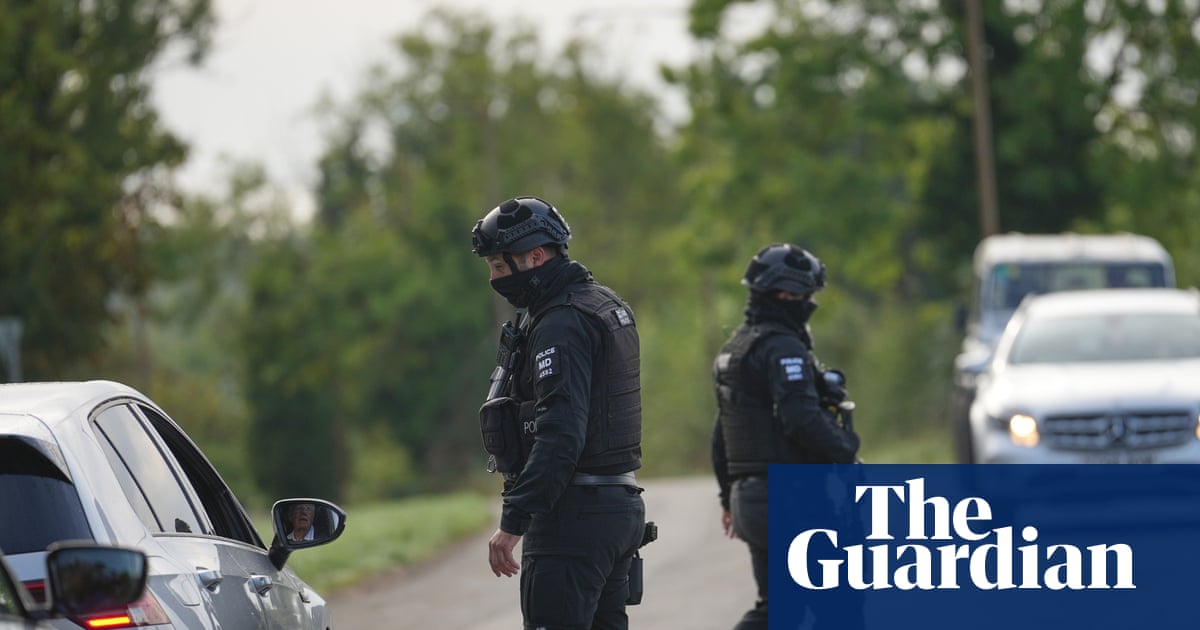 O agricultor que alertou a polícia sobre um suposto plano de bomba na RAF Fairford diz que não houve 'nenhuma sequência'