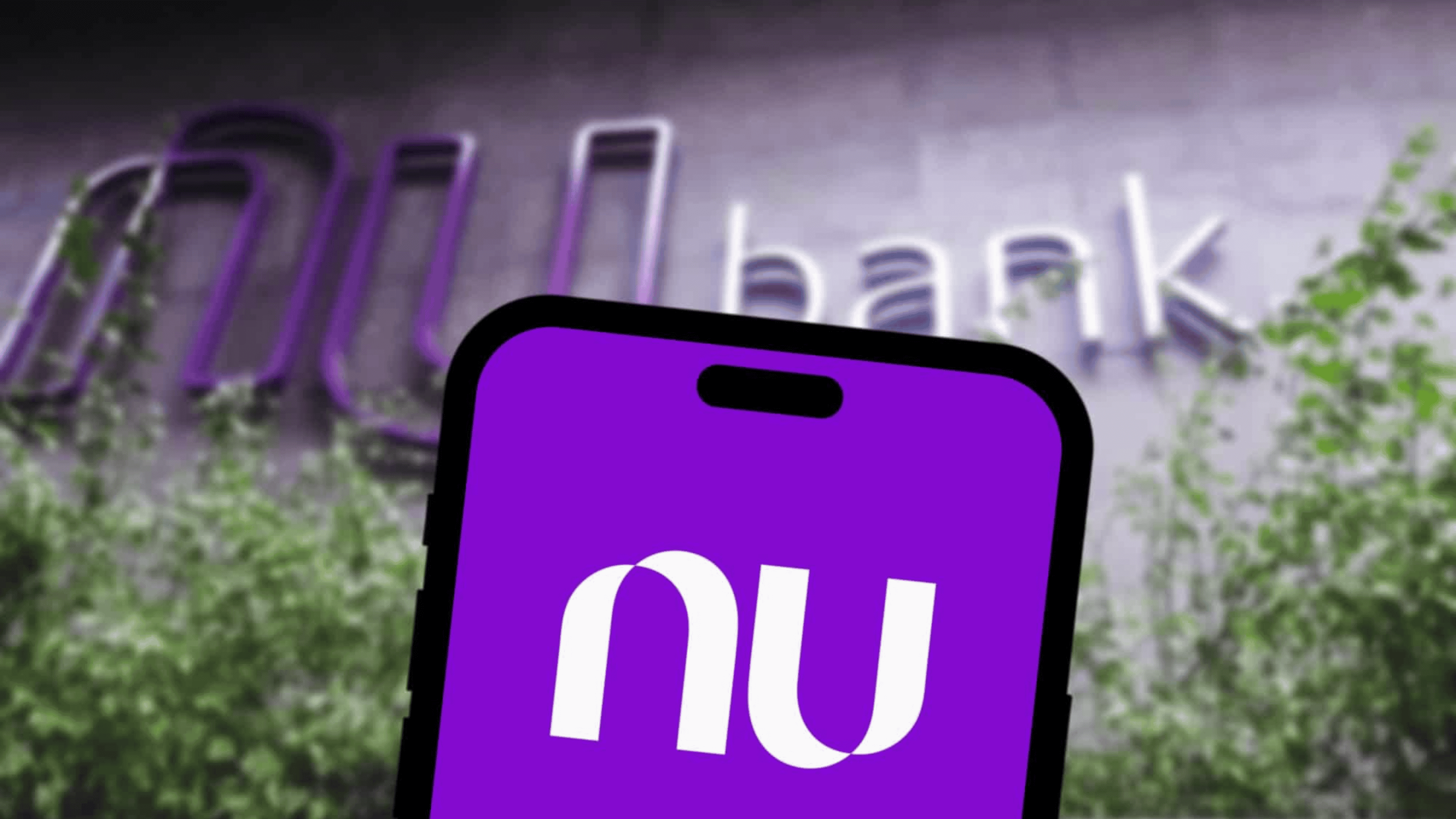 Nubank considera compra do banco digital Monzo, avaliado em até R$ 68,7 bilhões