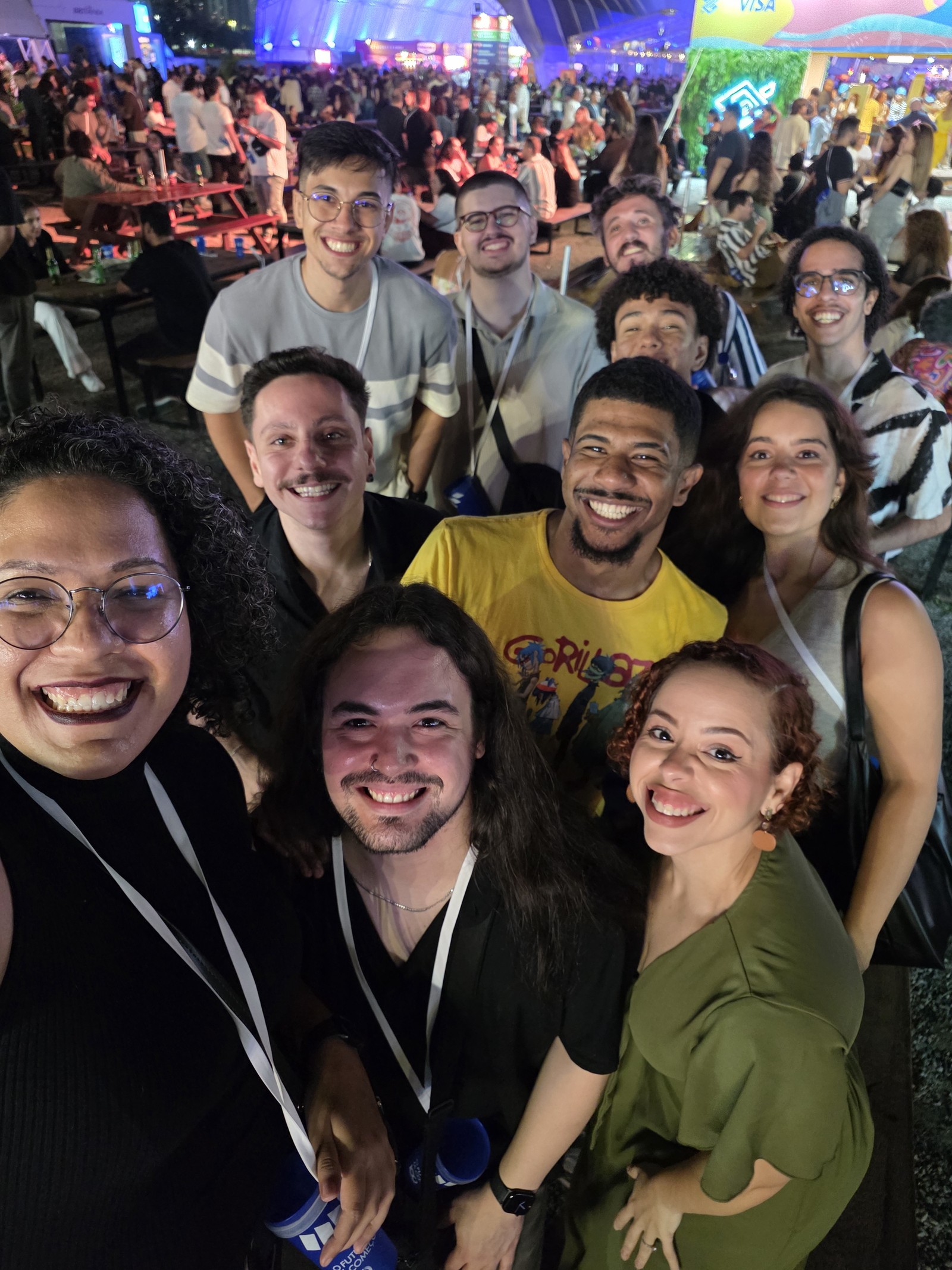 Selfie em grupo tirada com câmera principal do Galaxy Z Fold 7 — Foto: Ana Letícia Loubak/TechTudo