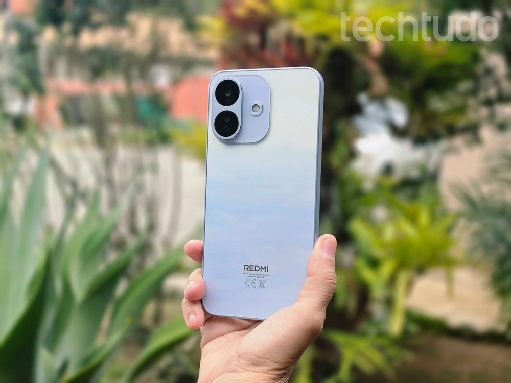 Redmi Note 17 Pro combina bateria de 8.340 mAh com tela AMOLED de 3.500 nits para entregar autonomia de sobra e experiência visual avançada — Foto: Ana Loubak/TechTudo