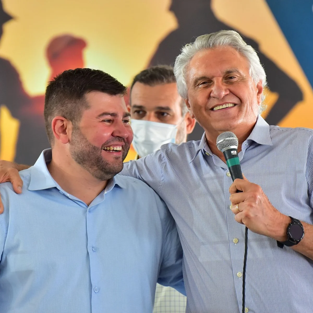 Caiado vai a velório de deputado após cancelar agendas eleitorais