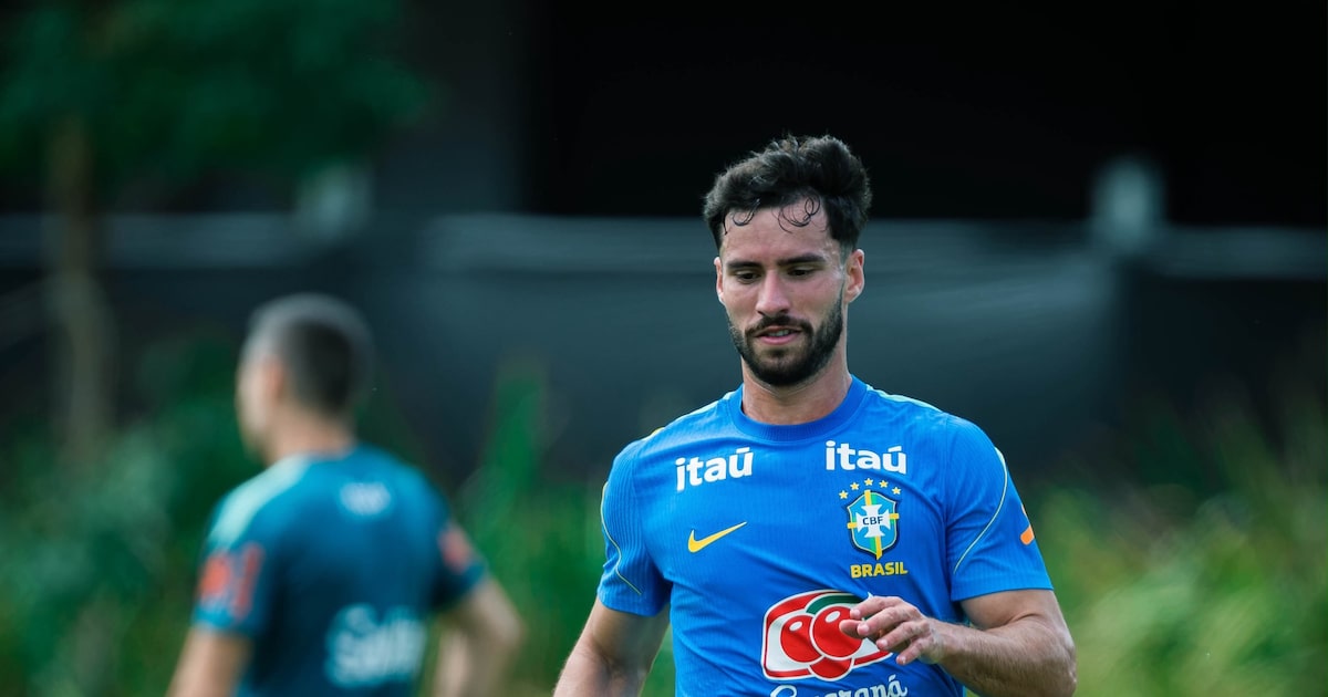 Martinelli celebra primeira convocação e revela conversa com Thiago Silva: ‘Sonho realizado’