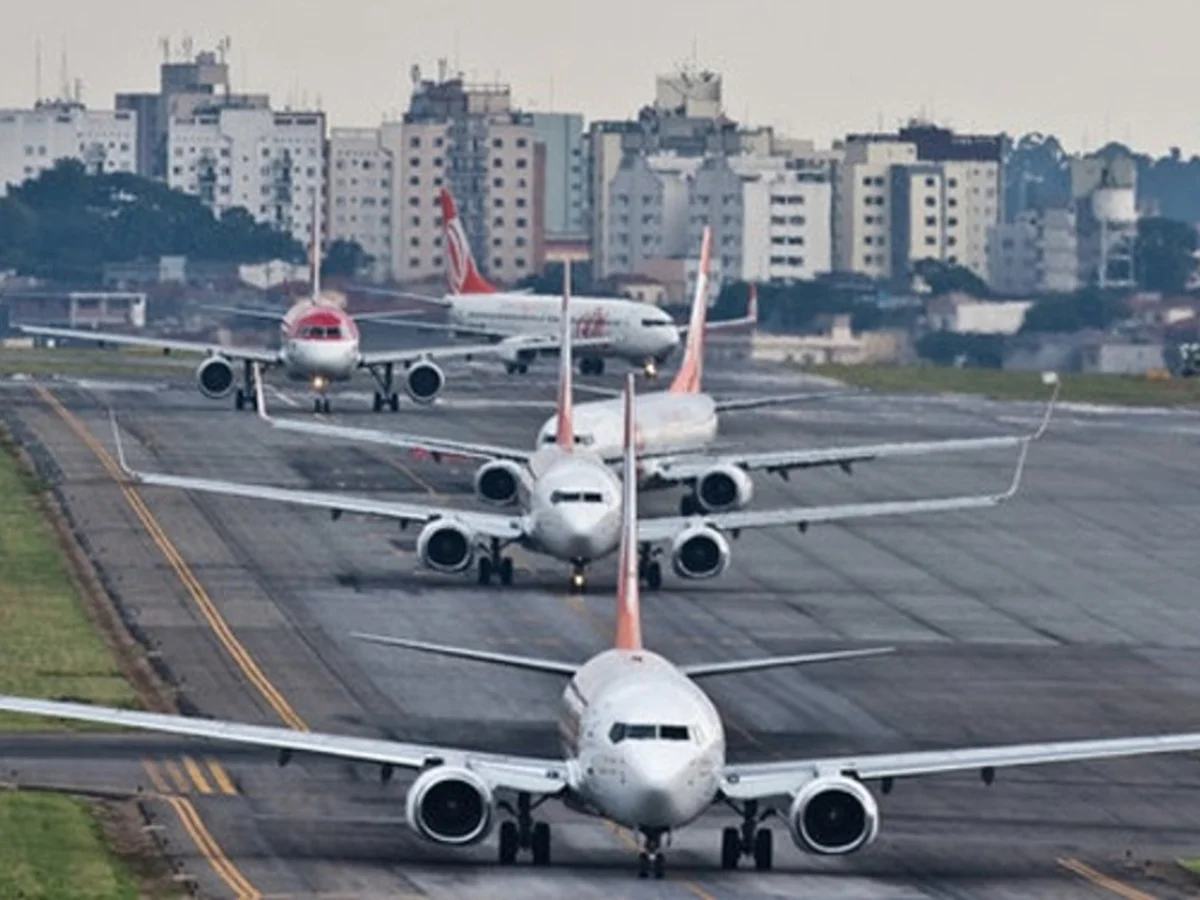 Nevoeiro em São Paulo causa cancelamento de voos em Guarulhos e Congonhas