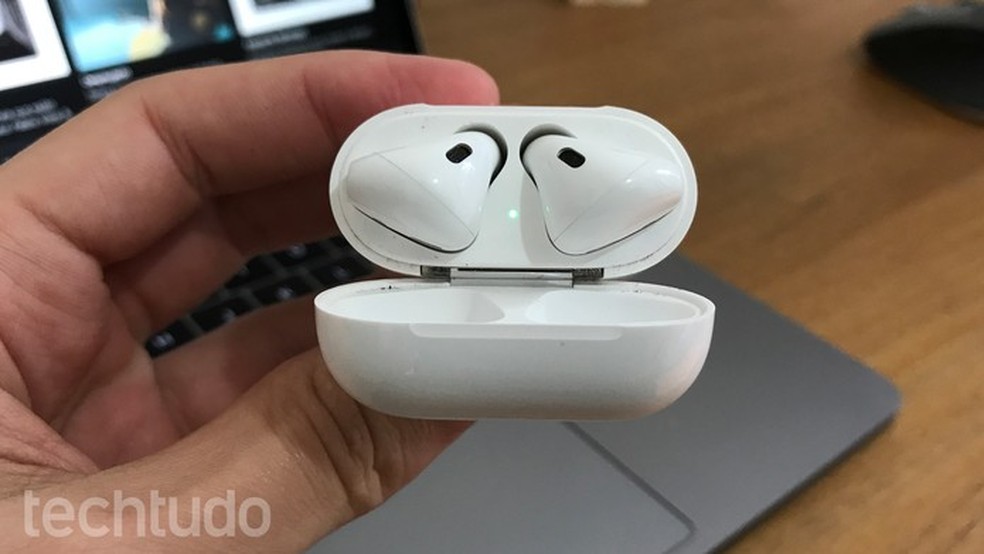 AirPods 5 vs AirPods 4: o que mudou e qual fone da Apple vale mais a pena?