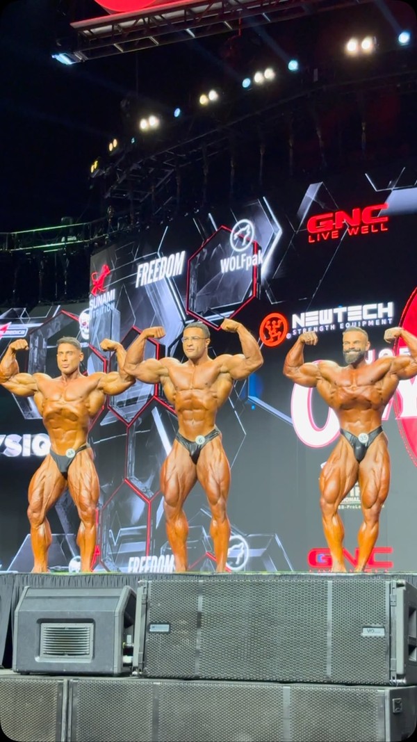 Ramon Dino reage após deixar bi do Mr. Olympia escapar: 'Assumimos a responsabilidade'