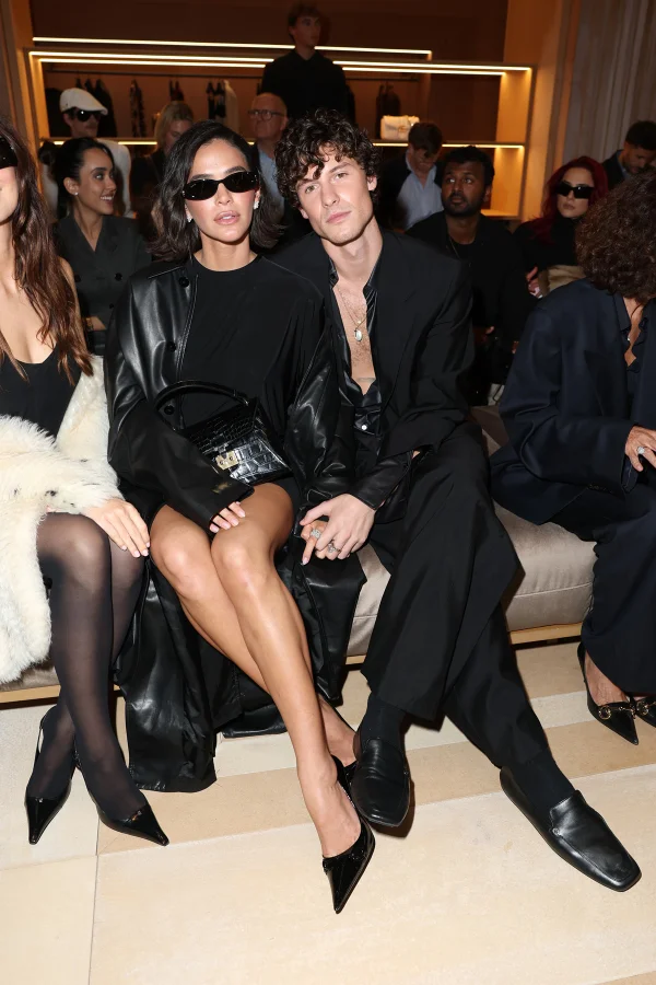 Shawn Mendes revela planos para namoro com Marquezine: “Construir uma vida” - destaque galeria
