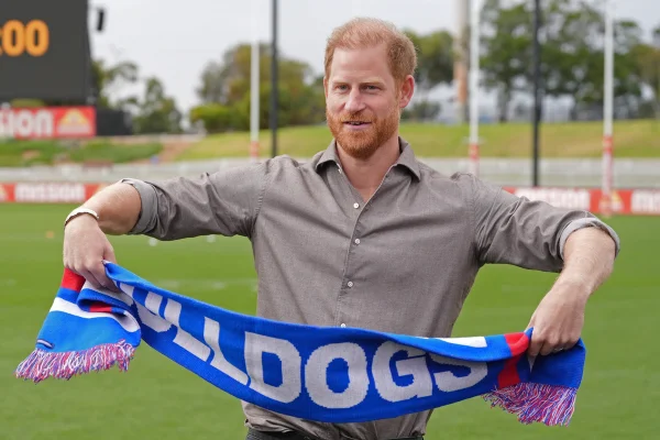 Príncipe Harry está prestes a firmar acordo com exigência para Meghan