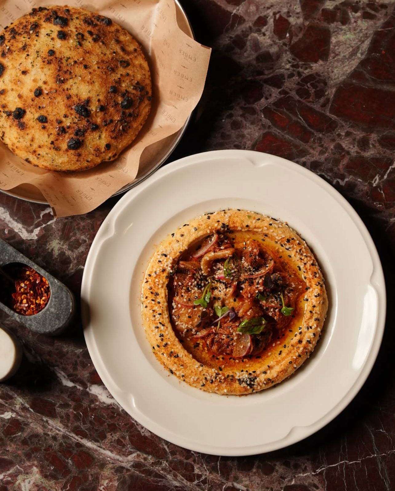 O Ember Dining acende um cardápio de sabores globais em Jeddah