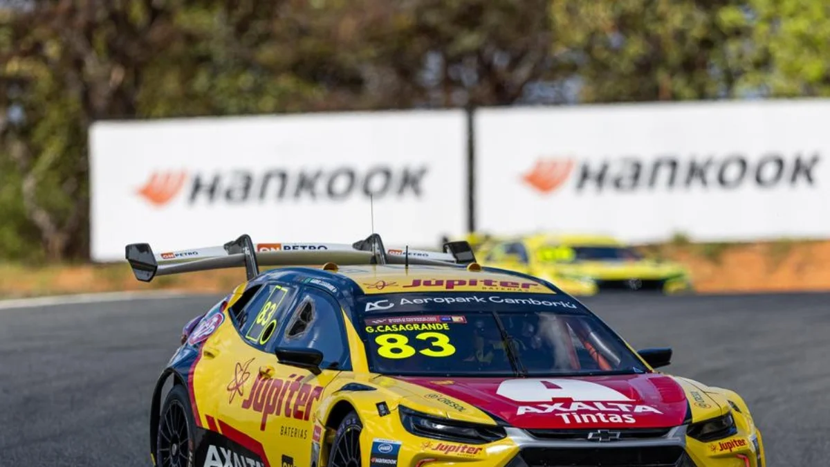 Casagrande e Robe garantem pole no primeiro Endurance da Stock Car