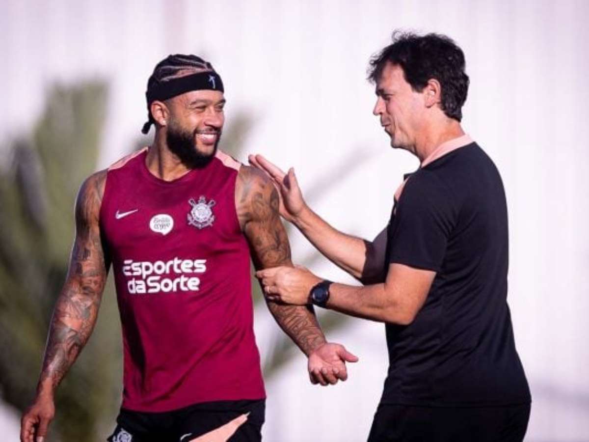 De "coração partido", Depay tem pausa para voltar à forma no Corinthians