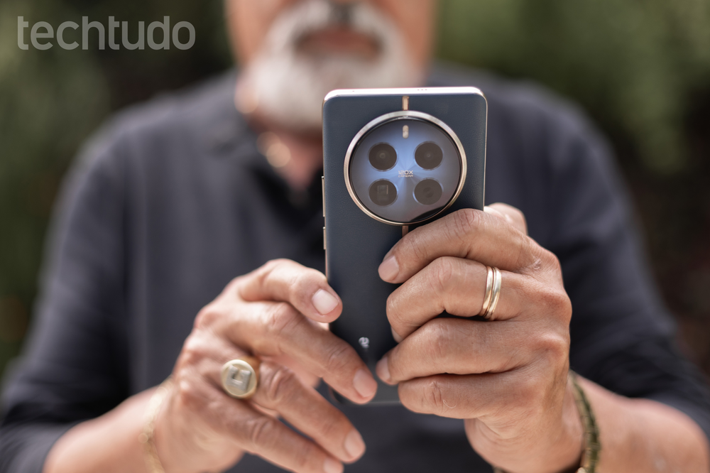 Veja como saber se a mensagem do governo no WhatsApp é verdadeira — Foto: Mariana Saguias/TechTudo