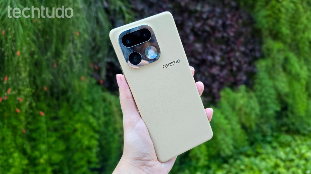 realme 16 Pro+ tem câmera LumaColor de 200 MP — Foto: Ana Letícia Loubak/TechTudo