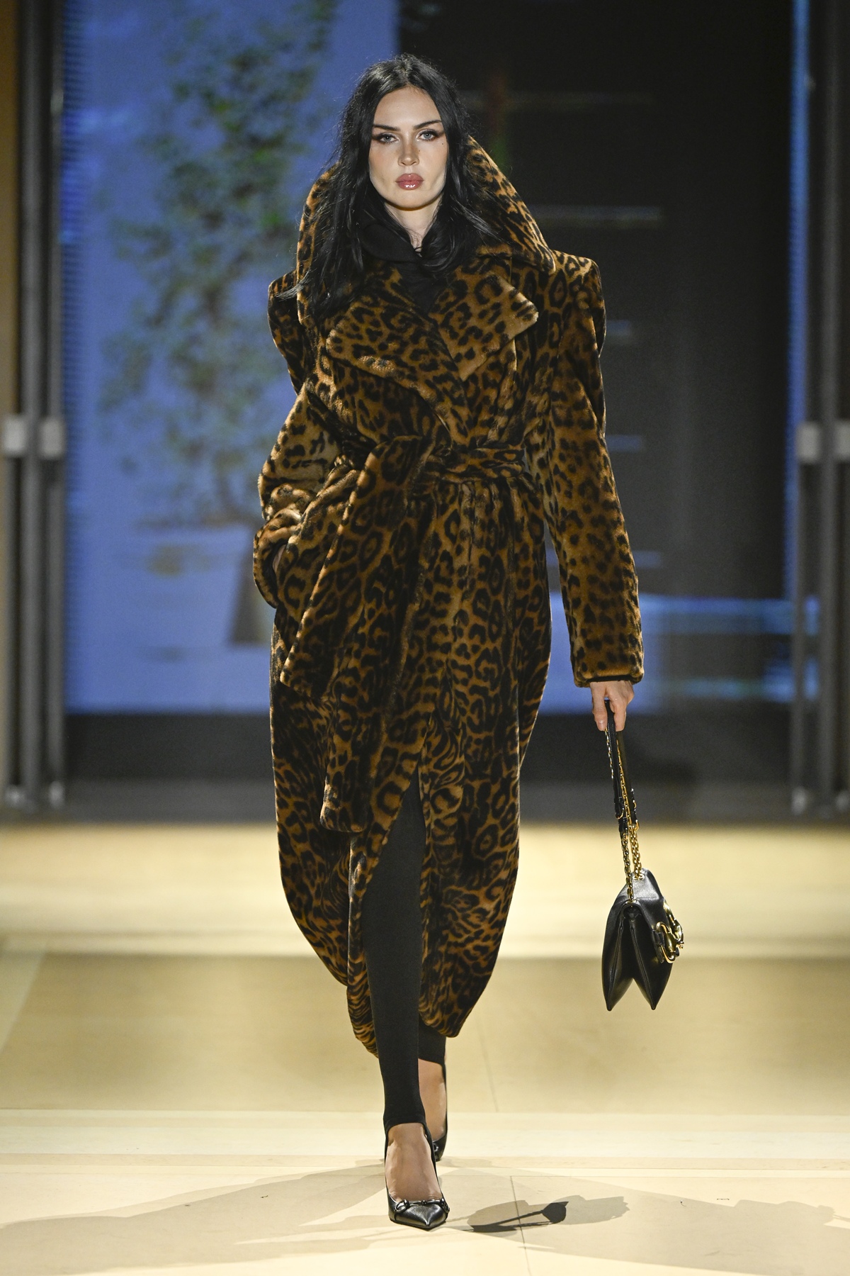 Animal print, grunge e all black ganham destaque na Semana de Moda de Milão