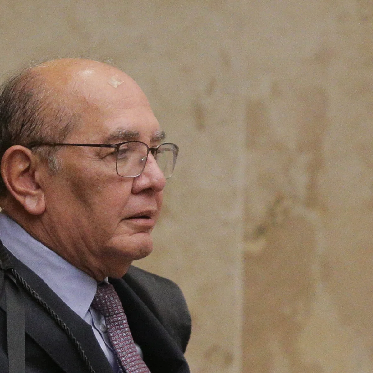 "Fragilidade das insinuações", diz Gilmar ao exaltar decisão do MPF