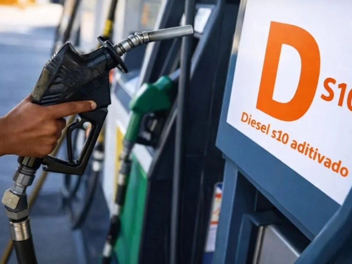 Governo afirma que abastecimento de diesel S-10 está garantido em outubro