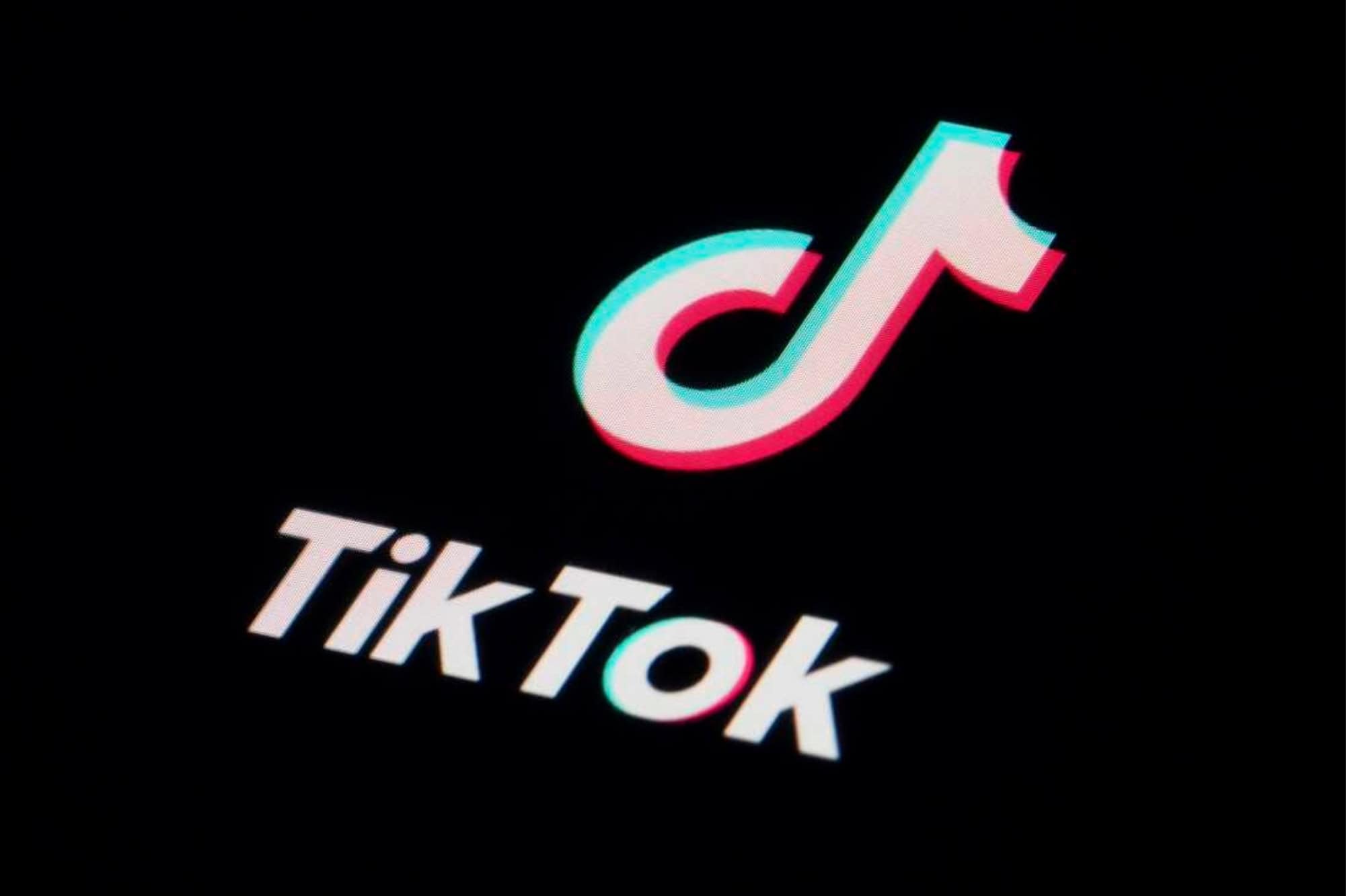 TikTok firma acordo de até R$ 1,5 bilhão e impõe limite de 2 horas por dia