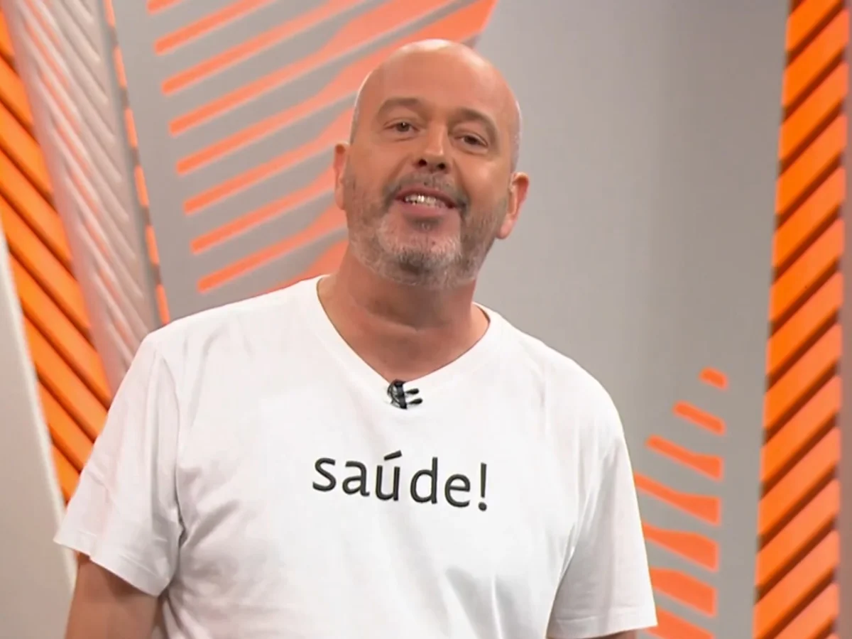 Alex Escobar volta à Globo e apresenta programa pela 1ª vez após passar mal