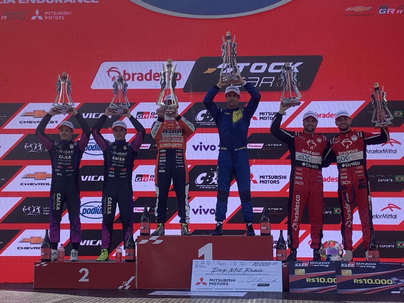 P&oacute;dio da Corrida Endurance da Stock Car