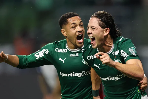 Com gol de Giay, Palmeiras vence LDU e sai na frente na Libertadores