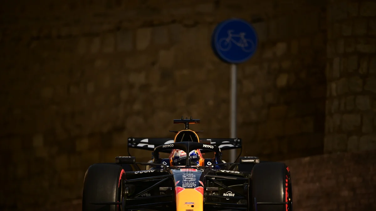 Fórmula 1: Max Verstappen lidera terceiro treino livre no Azerbaijão