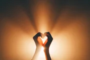 Silicone: respeitar tempo de recuperação evita deslocamento durante o sexo