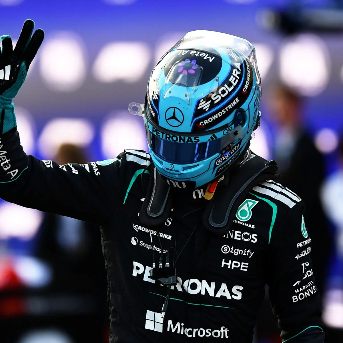 GP de Baku: com final emocionante, Russell vence circuito da Fórmula 1