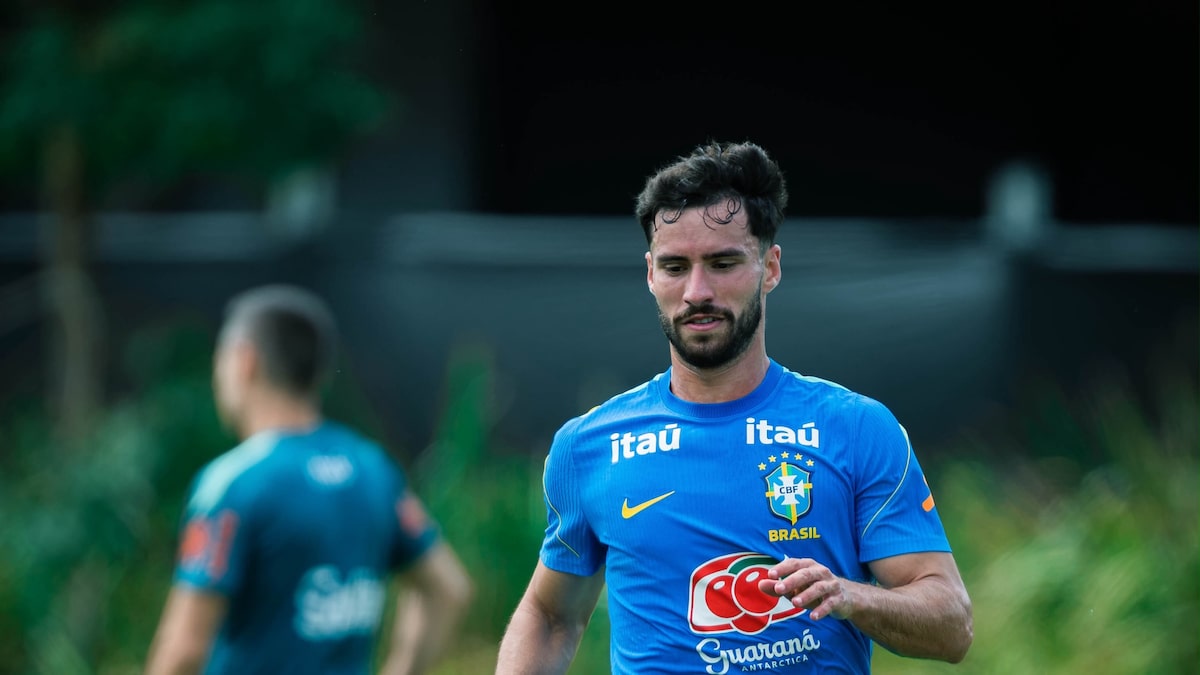 Martinelli celebra primeira convocação e revela conversa com Thiago Silva: ‘Sonho realizado’