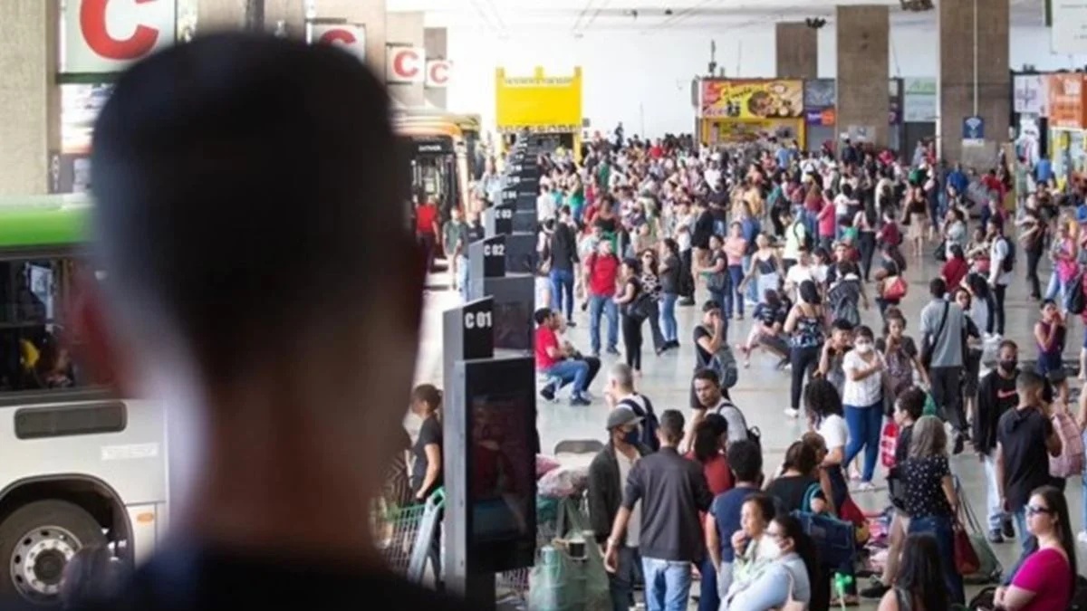 GDF chama greve dos rodoviários de “político-eleitoreira” e aciona Justiça