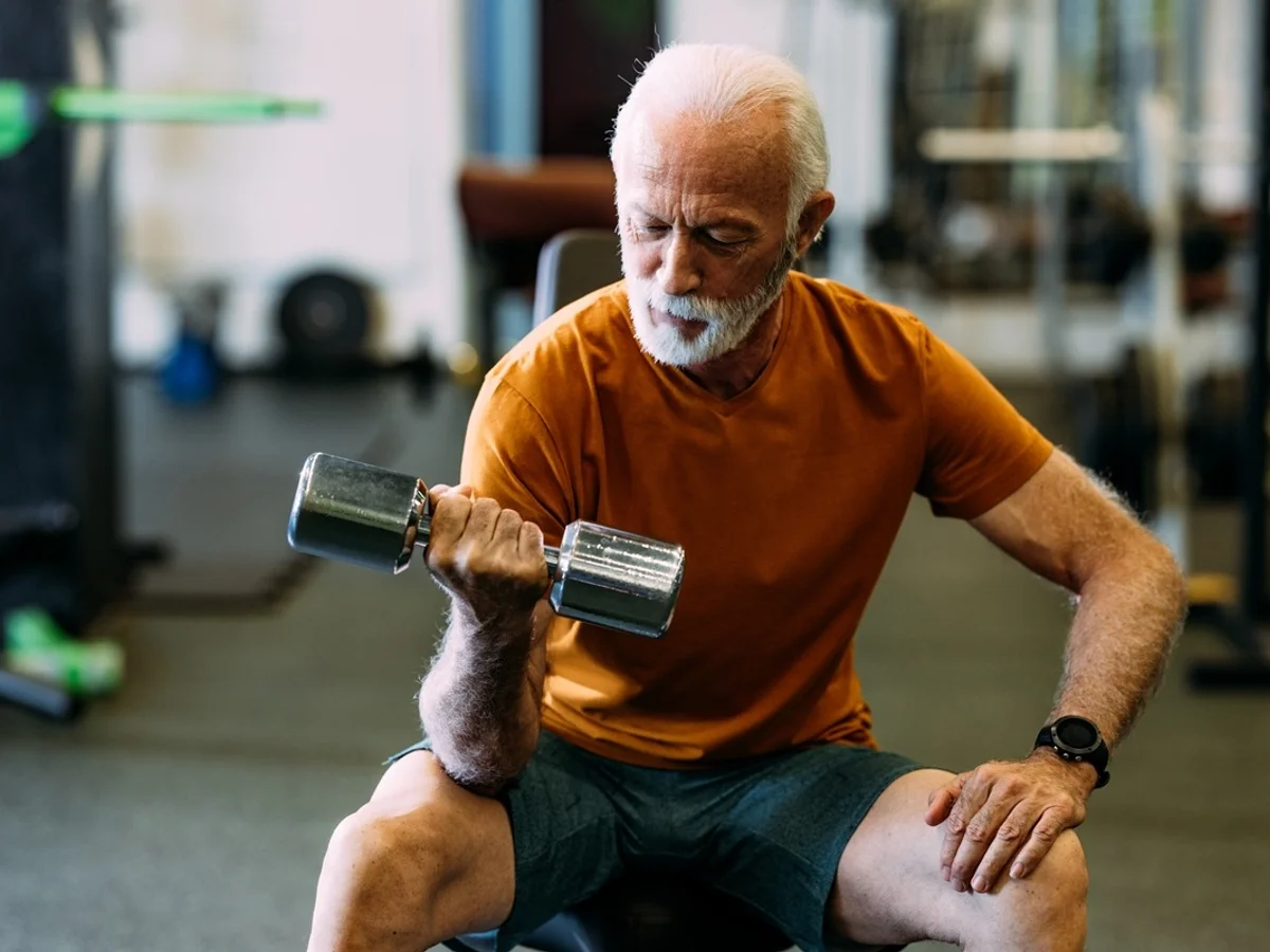 Treino de força turbina saúde cardiovascular em pessoas com 60 anos ou mais
