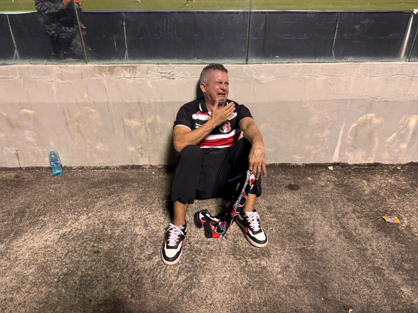 Da angústia ao delírio: todas as emoções da torcida do Santa Cruz à beira do acesso