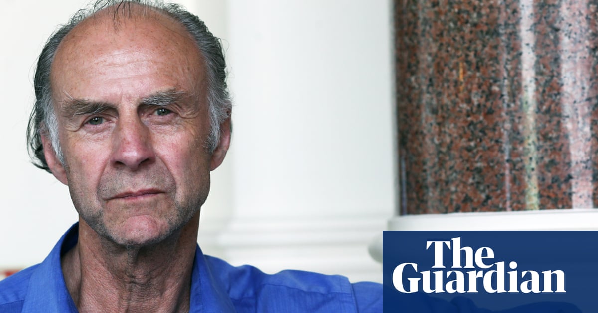 O neto de Ranulph Fiennes apela por fundos para 'localizar e proteger' o explorador