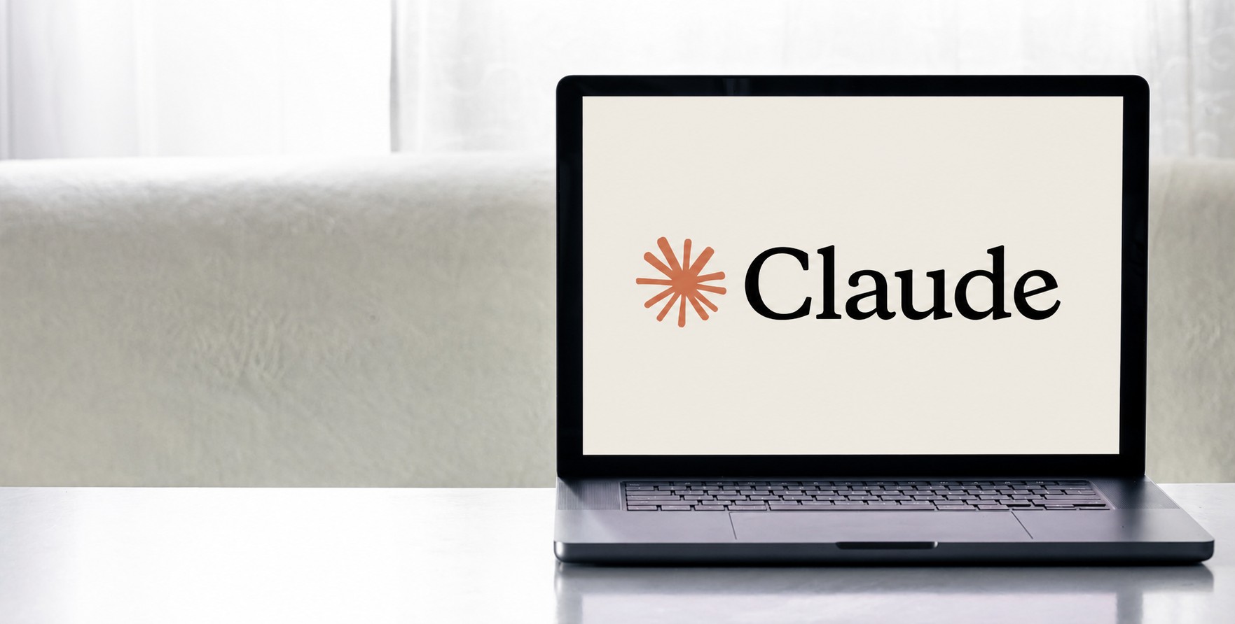 Hackers invadem contas do Claude para gastar créditos pagos; saiba se proteger