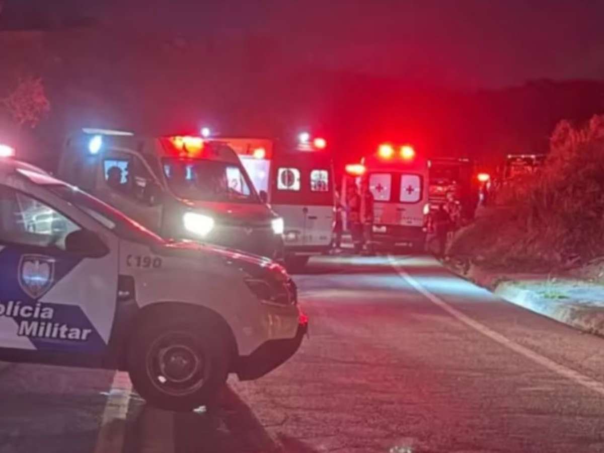 Acidente com ônibus deixa 3 mortos e 44 feridos em rodovia no Espírito Santo